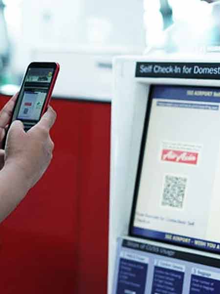 Hassle-free boarding pass printing with Scan & Fly facility